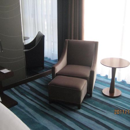 Metropolo, Zhenjiang, Railway Station Wanda Plaza Hotel Женджанг Екстериор снимка